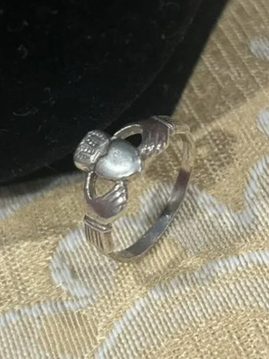CLADDAGH Sterling Silver Irish RING