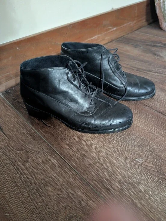 Classic Black Leather Lace-Up Women's Ankle Boots