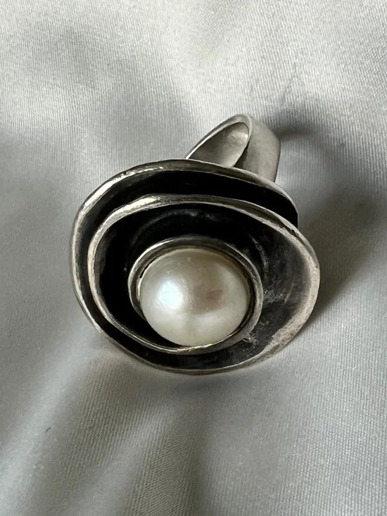 Silpada Sterling and Pearl Flower Ring