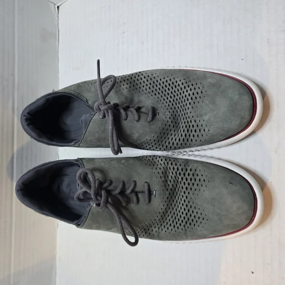 Cole Haan‎ Gray Oxfords with Perforated Design and White Sole