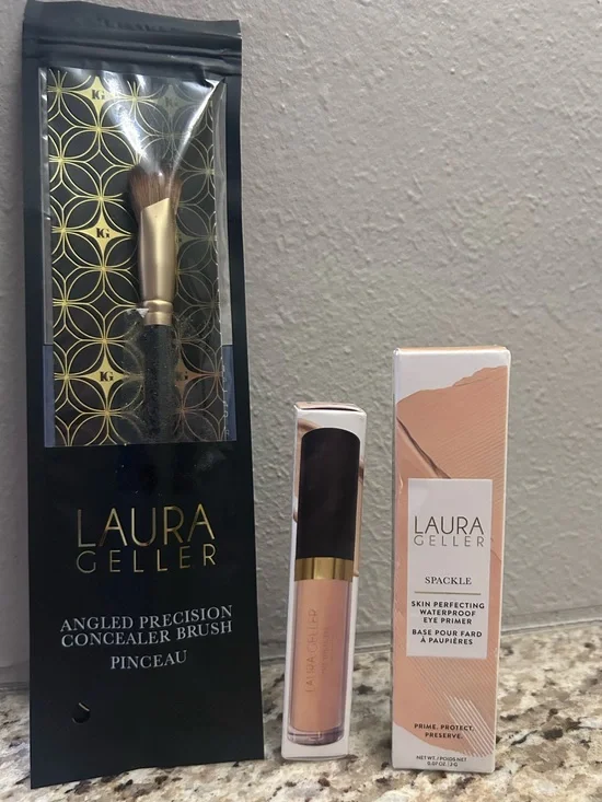 Laura Geller BUNDLE 3 Items- Concealer (light) + Eye Primer + Concealer Brush