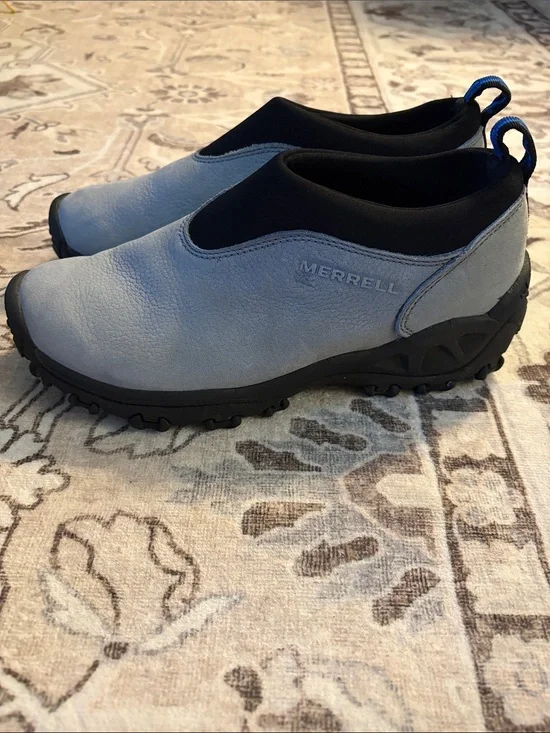 Merrell Men's Slip-On Rain Snow Shoe in Light grayish Blue and Black