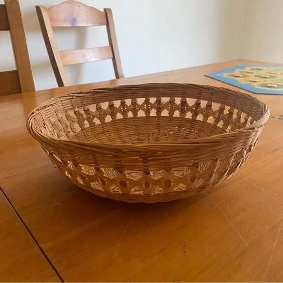 Small woven basket