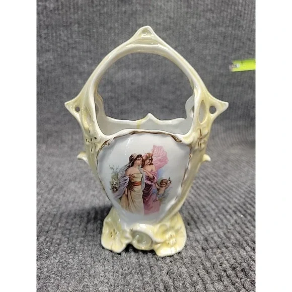 Antique German Souvenir‎ Basket Yell Luster w/Medallion of 2 Women And Child