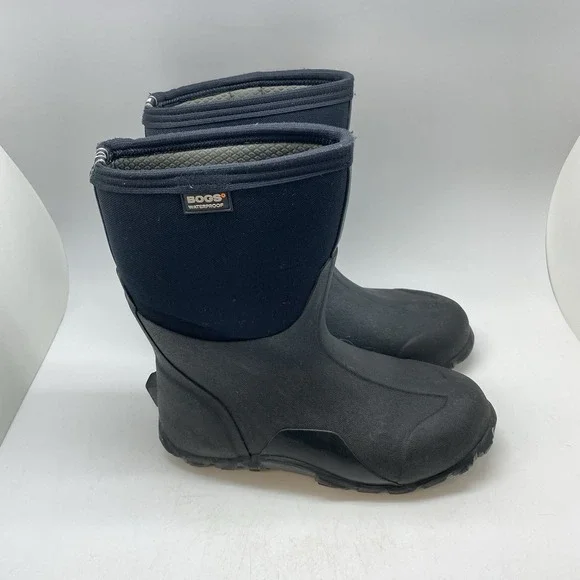 BOGS Classic Mid Calf Boots Mens 8 Black WP Snow Boot Workwear Shoes 61142-001