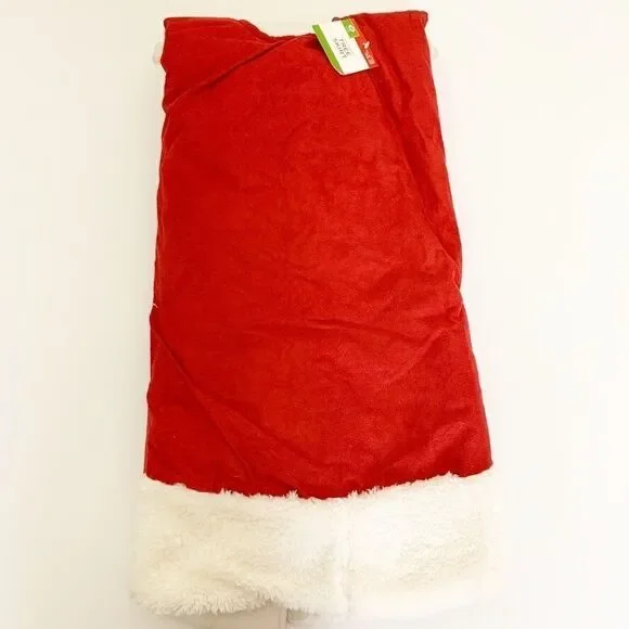 Red Faux Suede Christmas Tree Shirt with Fur, 48”
