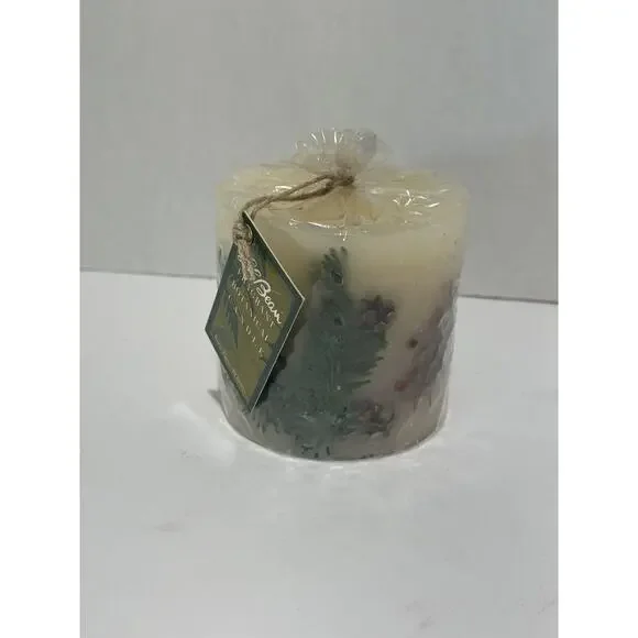 LL Bean fragrant botanical candle 3.5” Round French‎ fragrances L.L. bean RARE