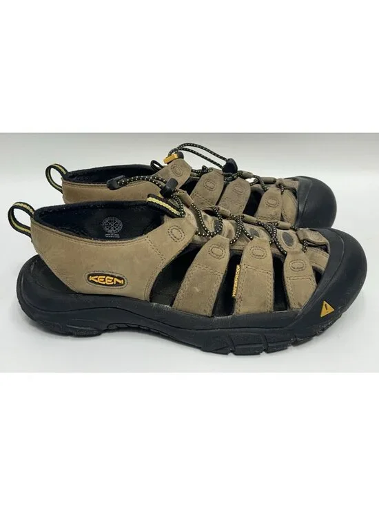Keen Newport Sandals Men’s Size 11 Brown Hiking Water Outdoor Closed Toe Shoes