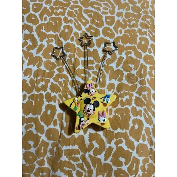 2001 disney photo holder‎