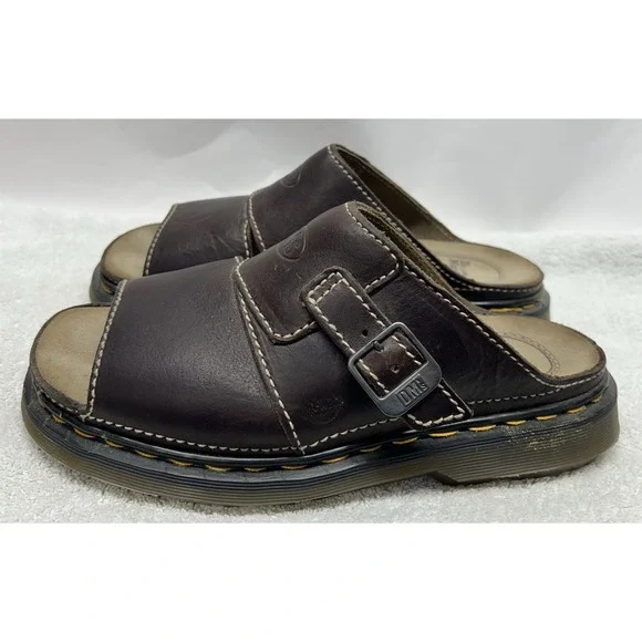 Dr Martens Mens Size 11 Dark Brown Leather Peanut Strap Vintage England Sandals