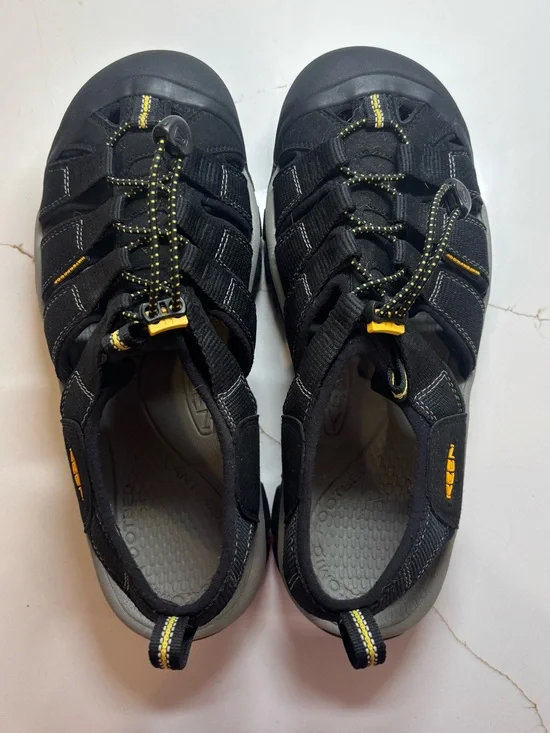Men's Keen Newport H2 Size 11 Wide