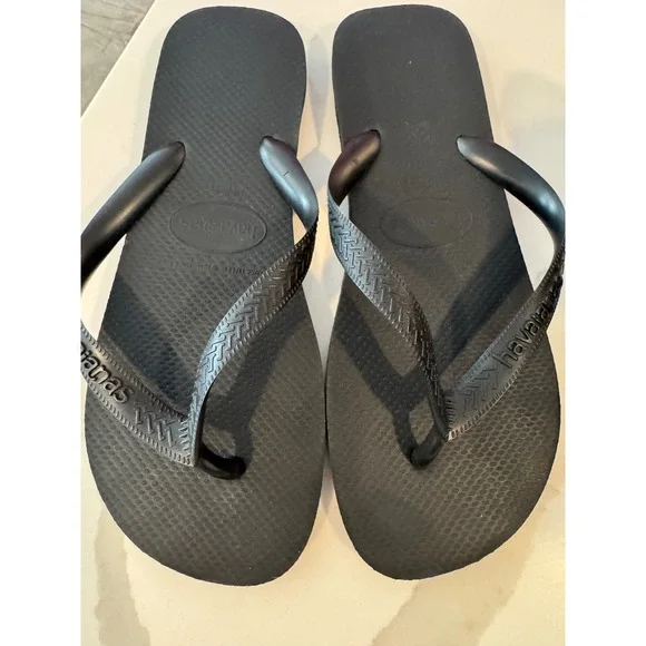 Havaianas Brazil Black Flip Flops Mens 11/12 Womens 9/10 Rubber Sandals