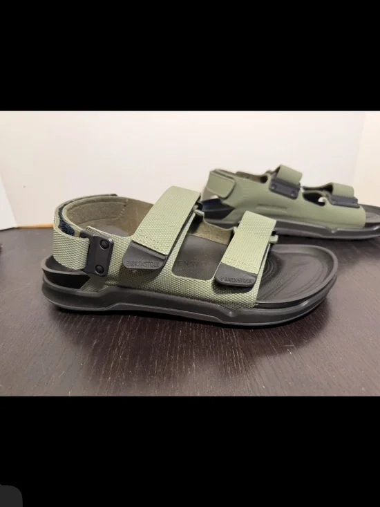 NWOT Birkenstock Tatacoa Birko-Flor Sandals Futura Khaki EU 42/Men 9/Women 11