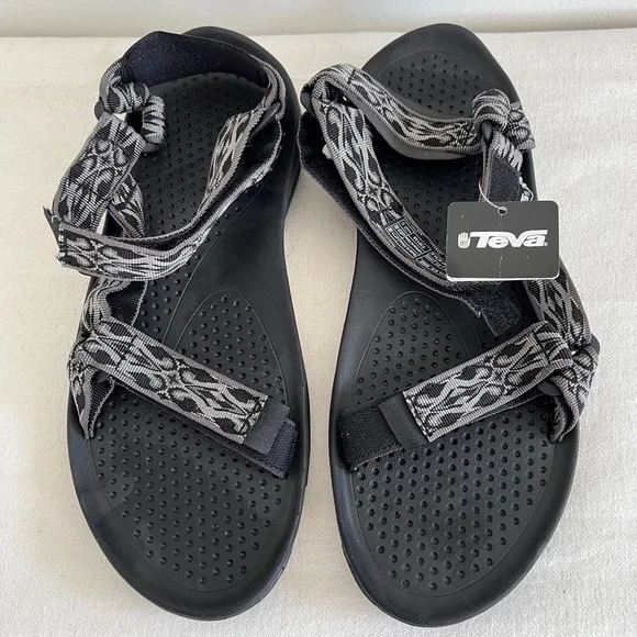 New Teva Original Universal sandals in black and gray SIZE 13