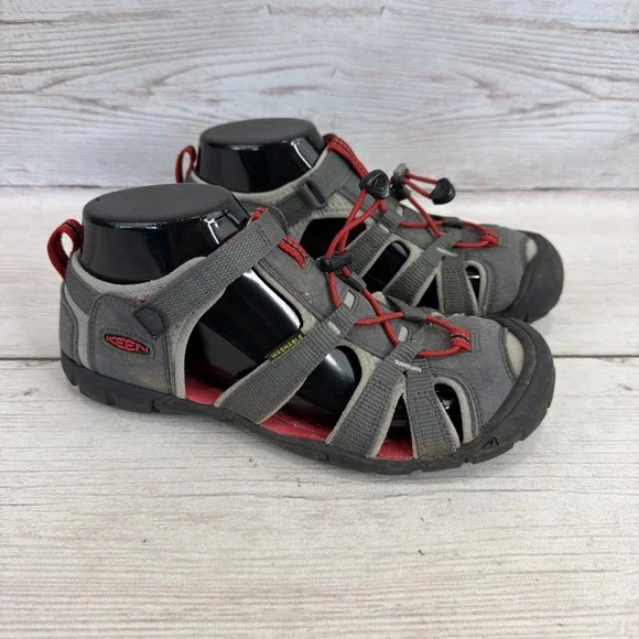 KEEN Newport H2 Sandals Gray Red Water Hiking Shoes 1022985 Men's Size 6