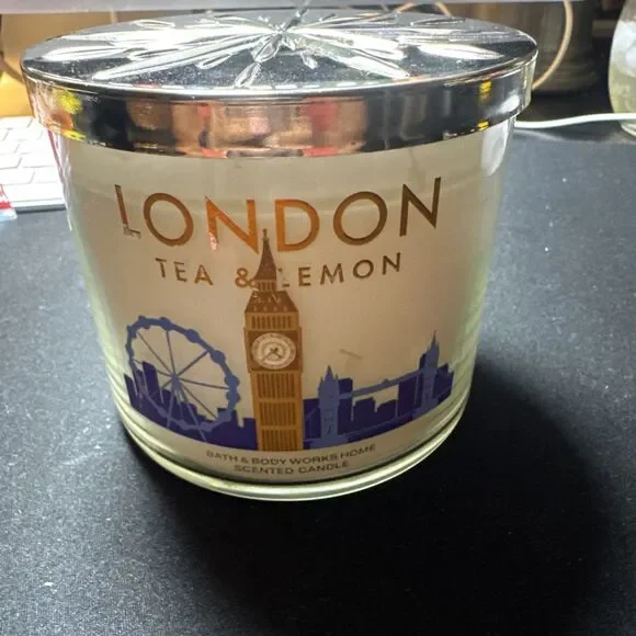 Bath and Body Works London Tea & Lemon 3 Wick Candle 14.5 oz Jar Brand New