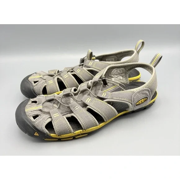 Keen Men's Clearwater CNX Sandals Size 9.5 Hiking Gray/Yellow Waterproof