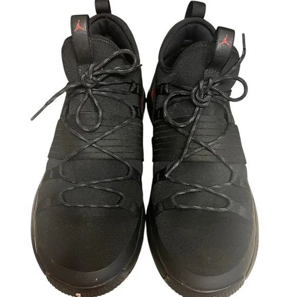 Jordan Men's Red and Black Sneakers