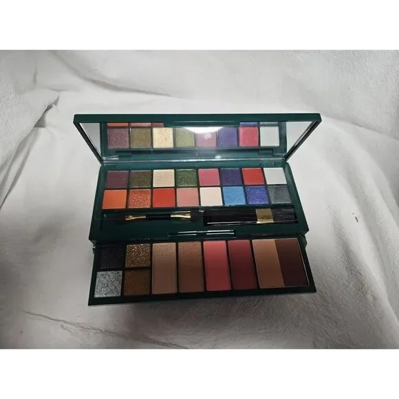 Avon fmg Glimmer Bejeweled Mega Palette, Eyeshadow, Blush, Contour & Highlighter