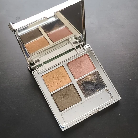 8/29 EYESHADOW PALLET