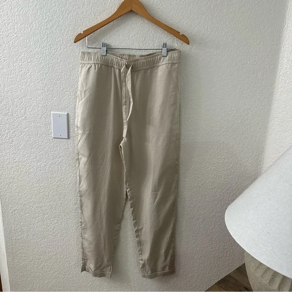 Cozy Earth Men’s Lived in Linen Cuffed Pant in Sand size Medium
