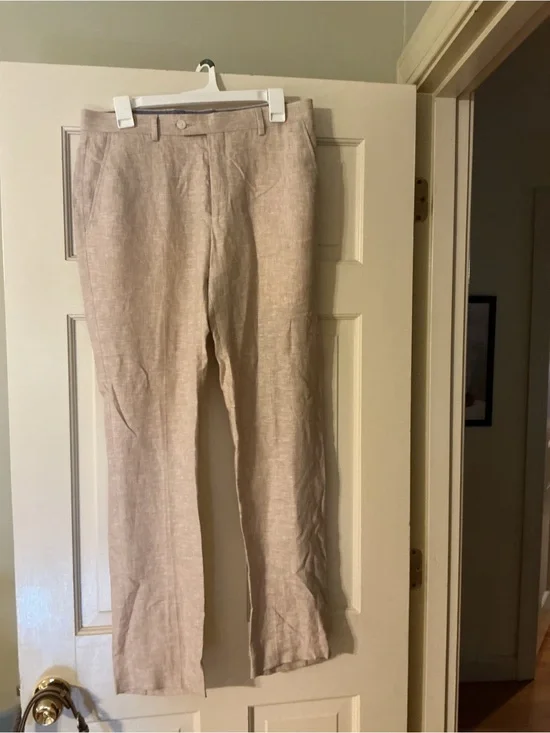 Tommy Hilfiger Men's Dress Pants in Light Taupe- NWOT 31x30