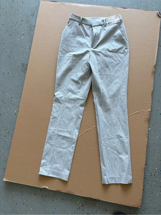 Uniqlo Men's Light Gray Dress Pants - Slim Tailored