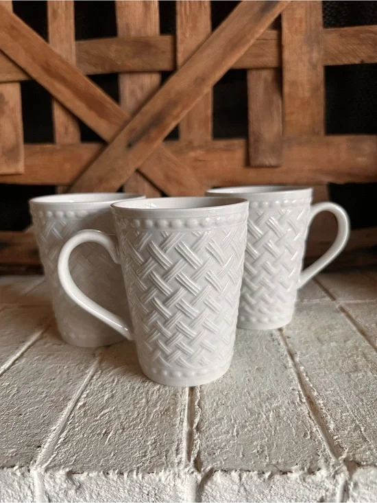 3 Coffee Cup Mug Williams Sonoma Outlet White Basket Weave Dots Lattice China