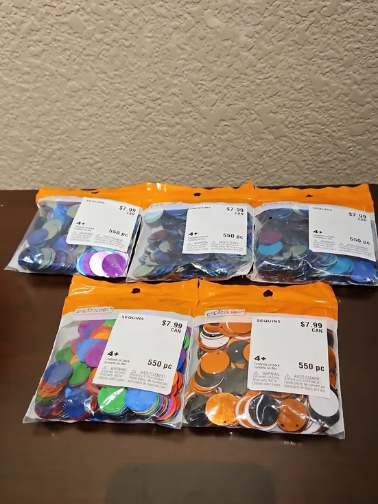 Sequins - 5 Packs of 550 Pieces