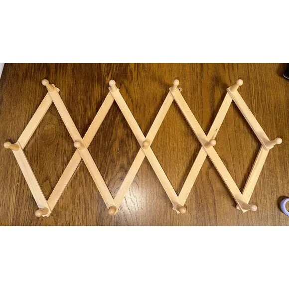 Vintage Wooden 13 Peg Accordian Hanging Wall Rack Expandable Cap Or Cup Hanger
