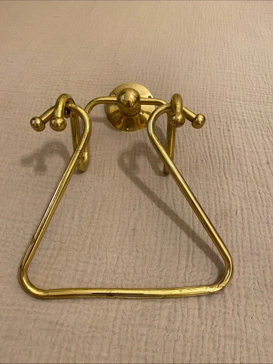Vintyge Gold Triangle Towel Ring - Polished Brass Finish
