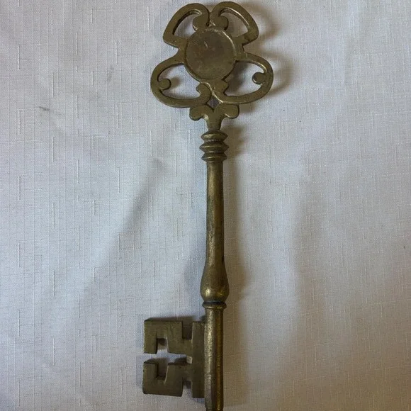 Vintage Large Brass Skeleton Key 10 Inch Ornate Decorative