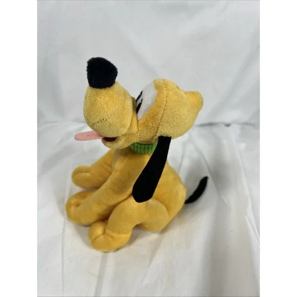 Disney Pluto 8
