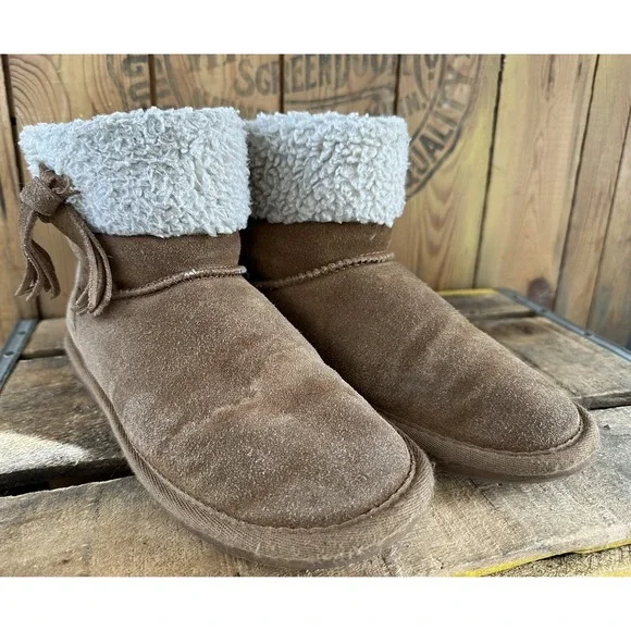 Minnetonka Suede Ankle Boots Fleece Lined Sz 6 Women's Hard Sole Brown