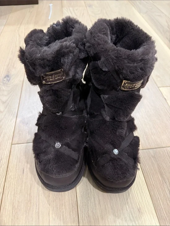 Juicy Couture Women’s Brown Faux-Fur Winter Boots