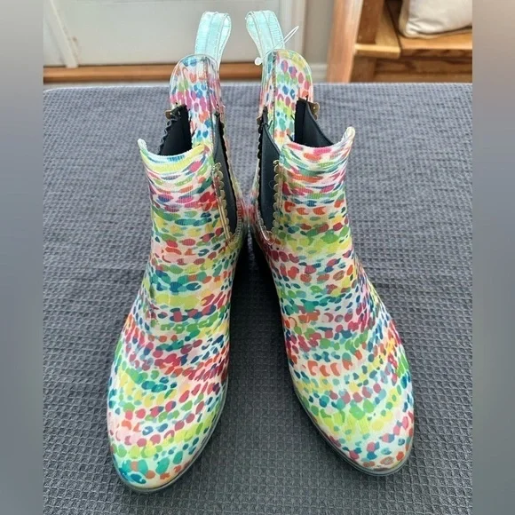 Chelsea Style Weatherproof Romantic Colorful Feminine Booties SZ 6 Jack Rogers