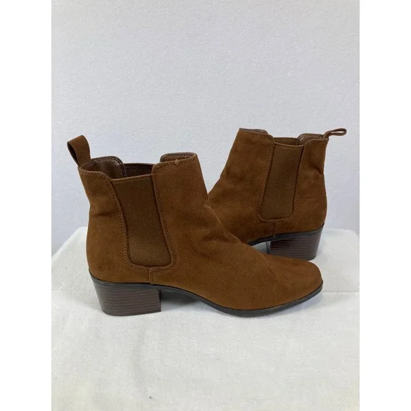 A New Day Chelsea Ankle Boots Womens 8.5 Cognac Brown Faux Suede Block Heel‎