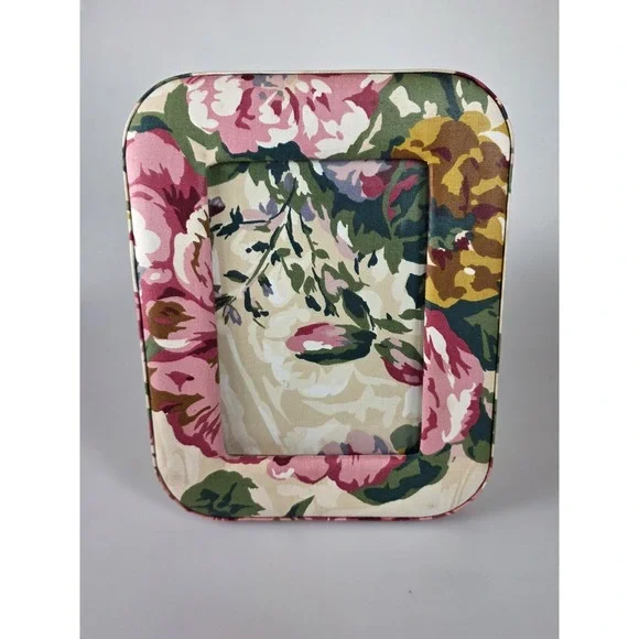 Cottage Core Fabric Floral Picture Frame Vintage Fits 5x7