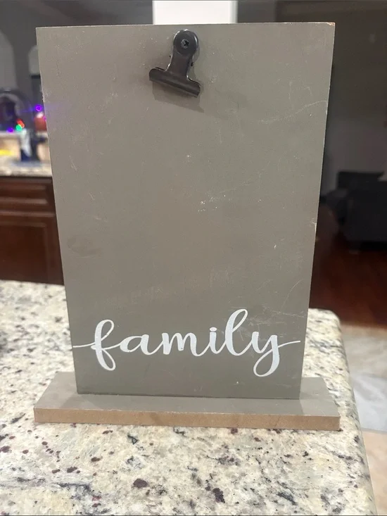 Standing picture frame with clip “Family” GUC