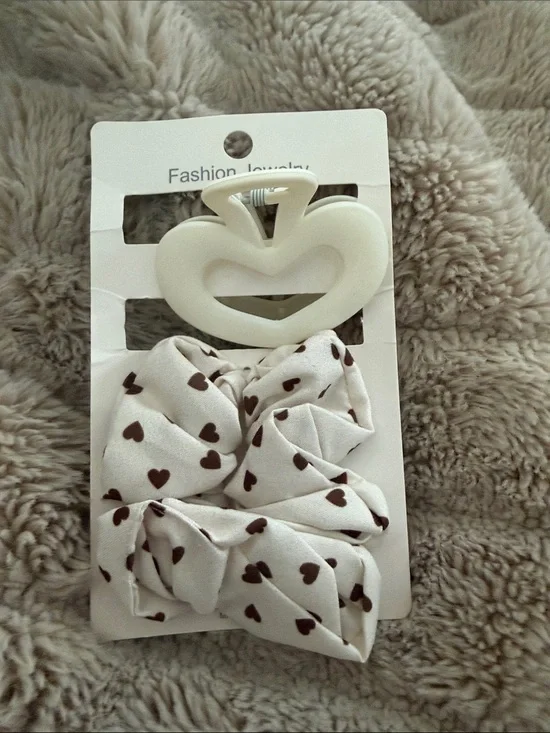 NWT Cream Heart Clip and Brown Heart-Print Scrunchie Hair Set