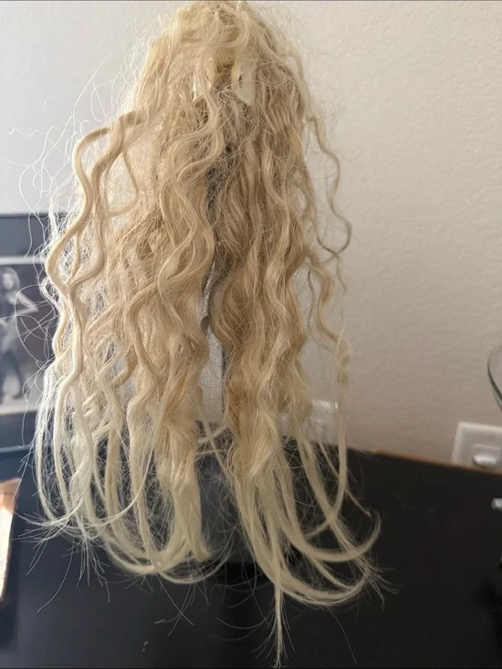 Blonde Curly Clip-In Hair Extension - Natural Wave