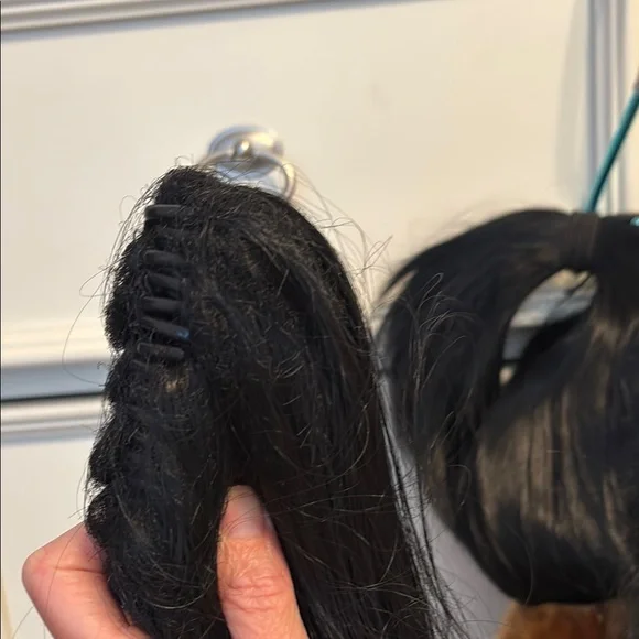 NEW Extra Long Black Clip-on Ponytail 29