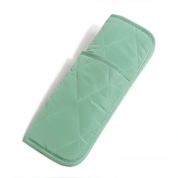 Vera Bradley Ultralight Curling and Flat Iron Cover in Beryl Green