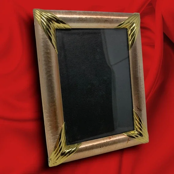 Vtg 1980's Metallic Copper Gold Picture Frame 8