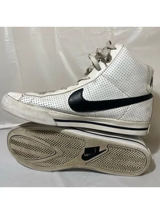 Nike high perforated Blazer White