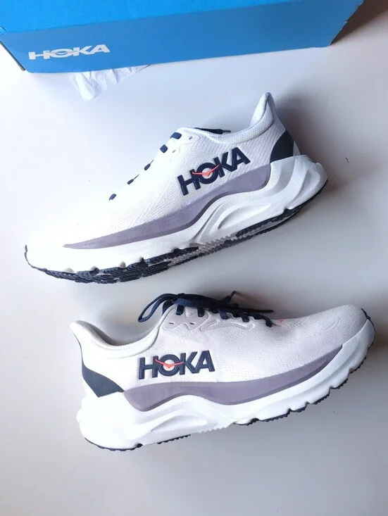 NIB Hoka Womens Arahi 8 Athletic Shoes Sz 10 Starlight Glow Midnight Blue Color