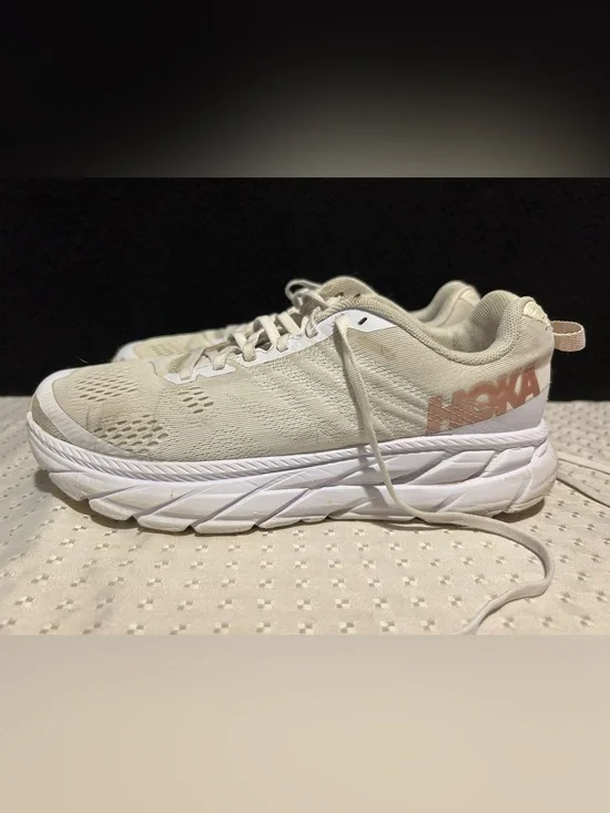 Hoka One One Women's Clifton 6 White Running Shoes Size 8.5