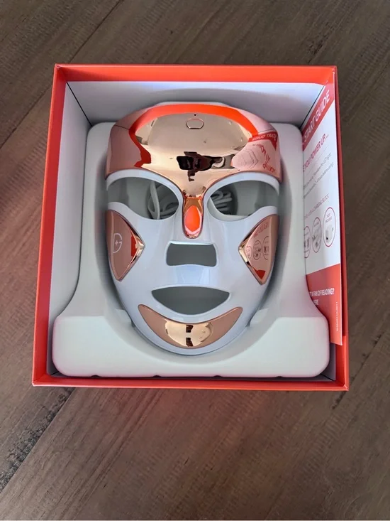 Dr. Dennis Gross DRx SpectraLite FaceWare Pro 3-minute LED mask