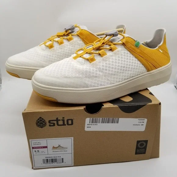 STIO CFS Comfort Slip On Shoes Womens Sz 9.5‎ Outdoors Breathable Hiking White