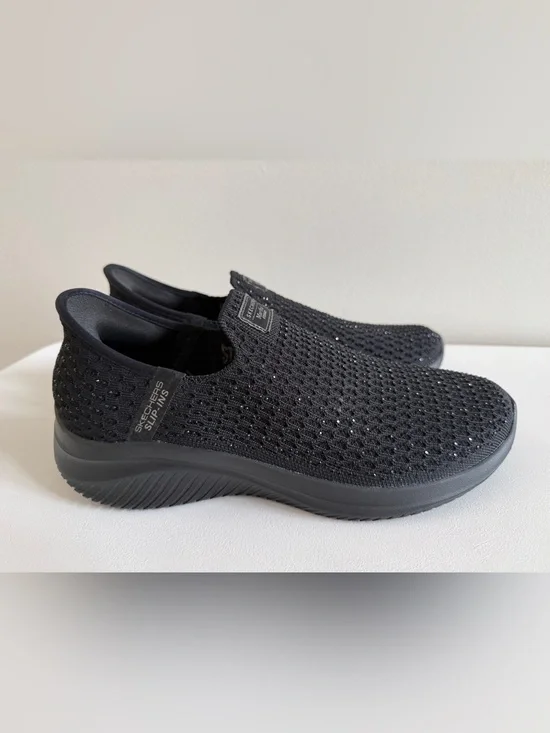 SKECHERS Slip-Ins Martha Stewart: Bedford Genuine Gem Black Size 9